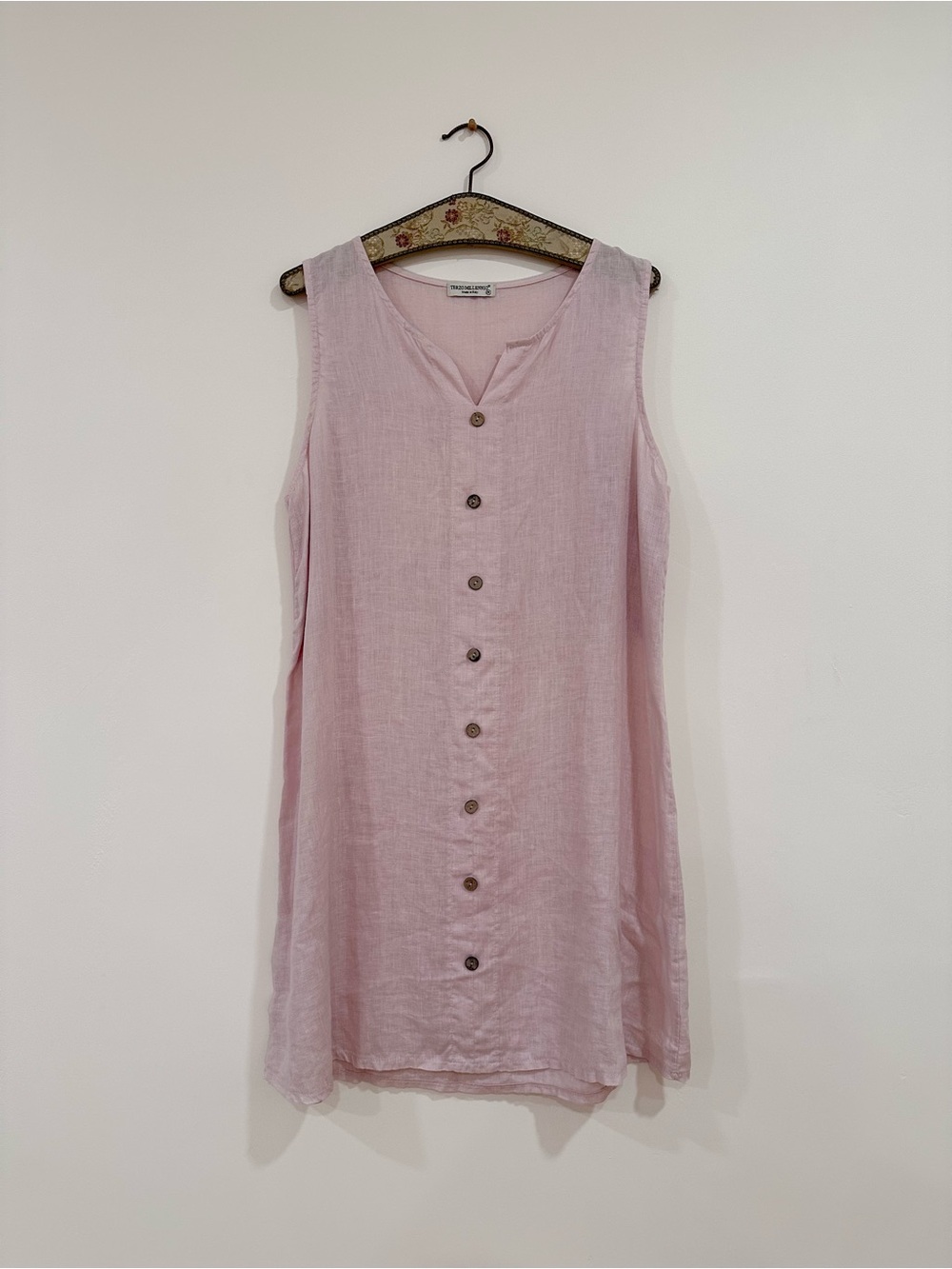 Terzo Millennio Sleeveless Button-Front Italian Linen Dress in Light Pink M/L